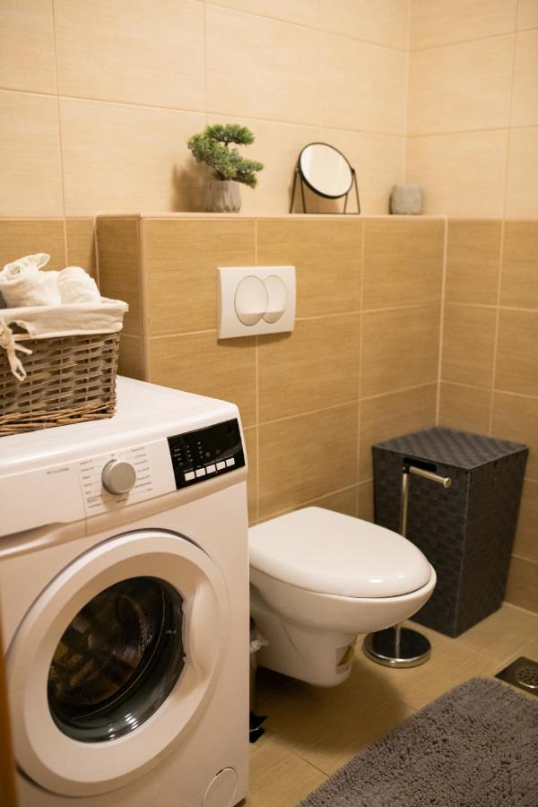 Apartman Martes Σλαβόνσκι Μπροντ Εξωτερικό φωτογραφία