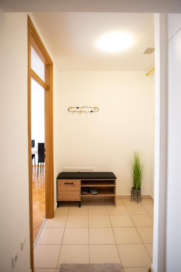 Apartman Martes Σλαβόνσκι Μπροντ Εξωτερικό φωτογραφία