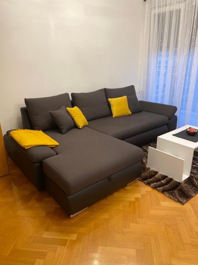 Apartman Martes Σλαβόνσκι Μπροντ Εξωτερικό φωτογραφία